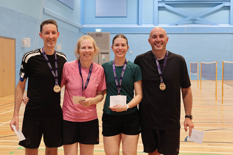 Badminton