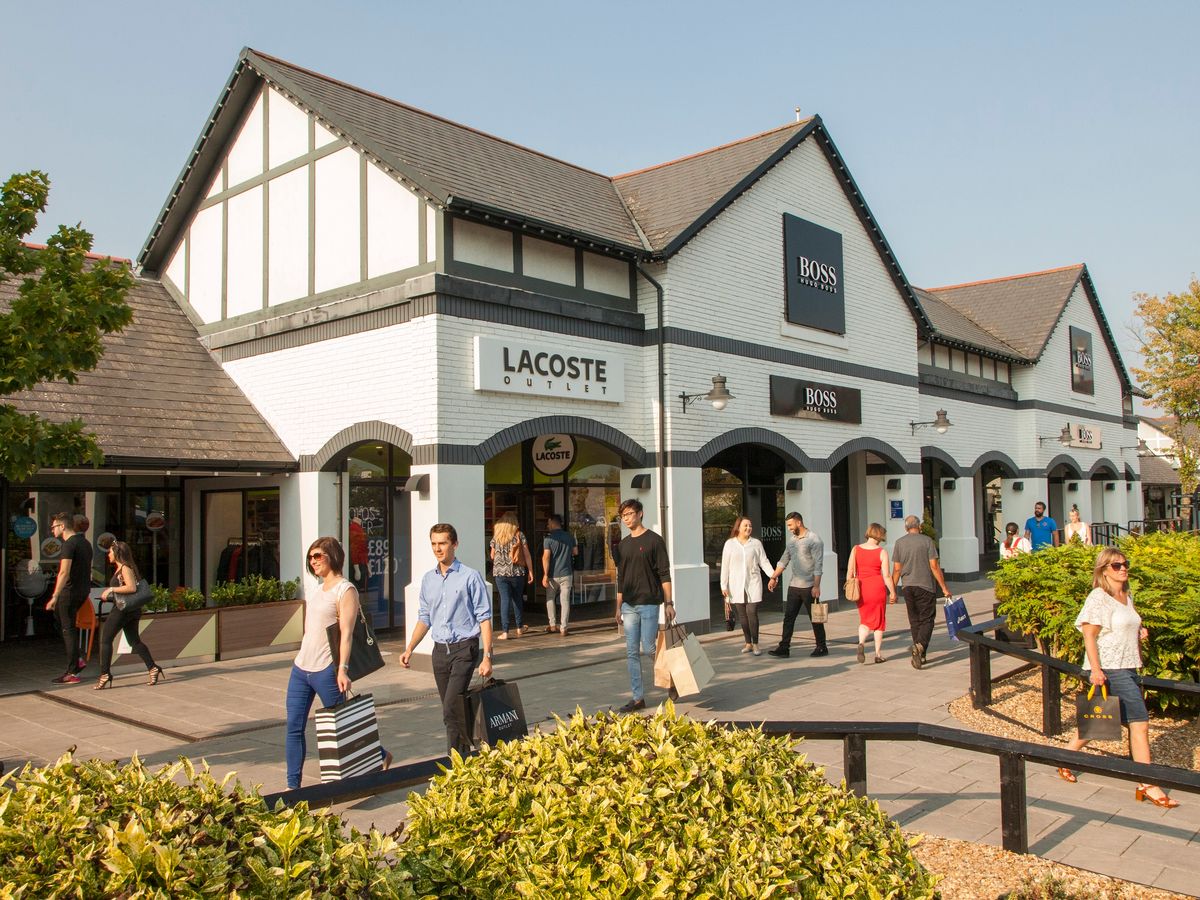 Cheshire-Oaks