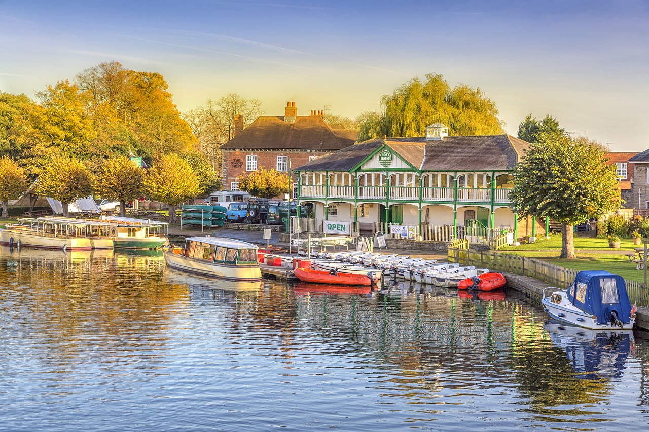 stratford-upon-avon-2265937_1280