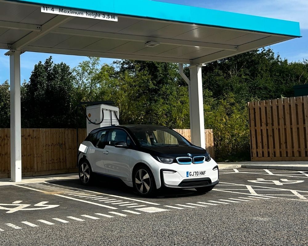 BMW i3