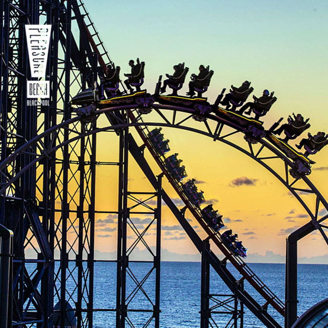 coach from manchester to blackpool pleasure beach